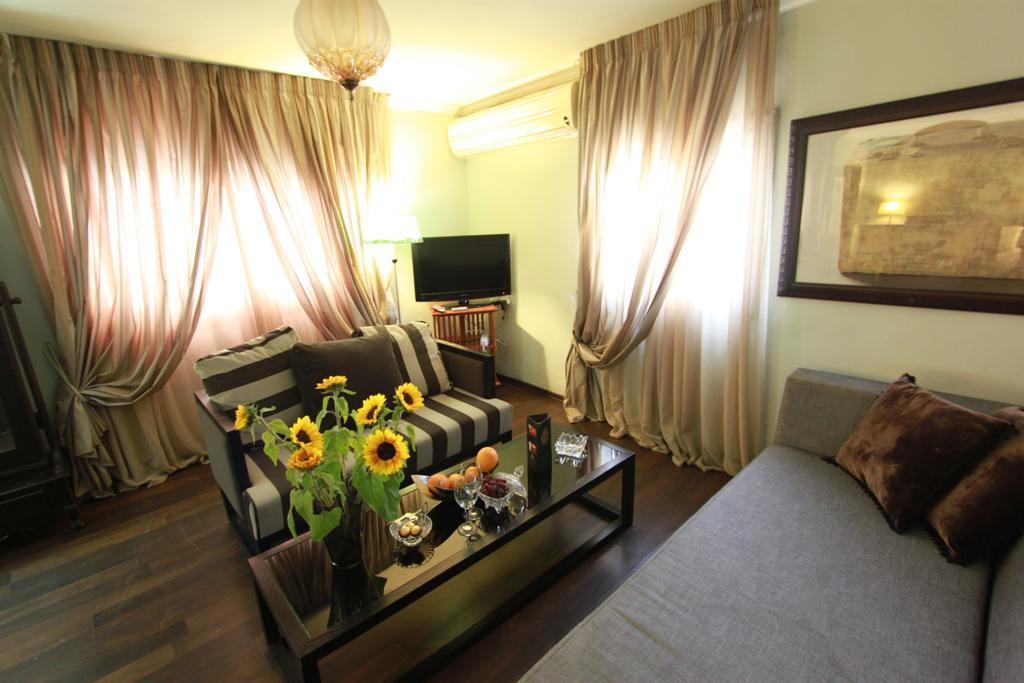 Nina Cafe Hotel Suites - Boutique Hotel Tel Aviv Ruang foto