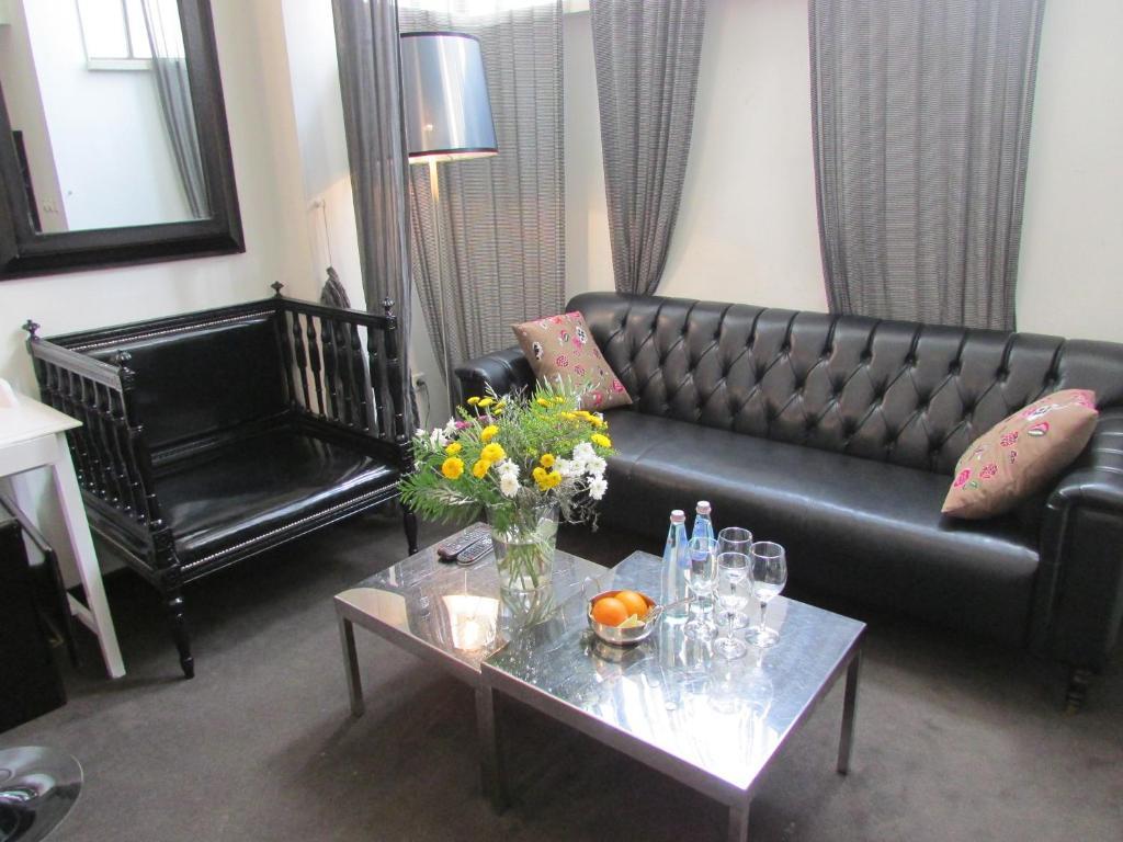 Nina Cafe Hotel Suites - Boutique Hotel Tel Aviv Ruang foto